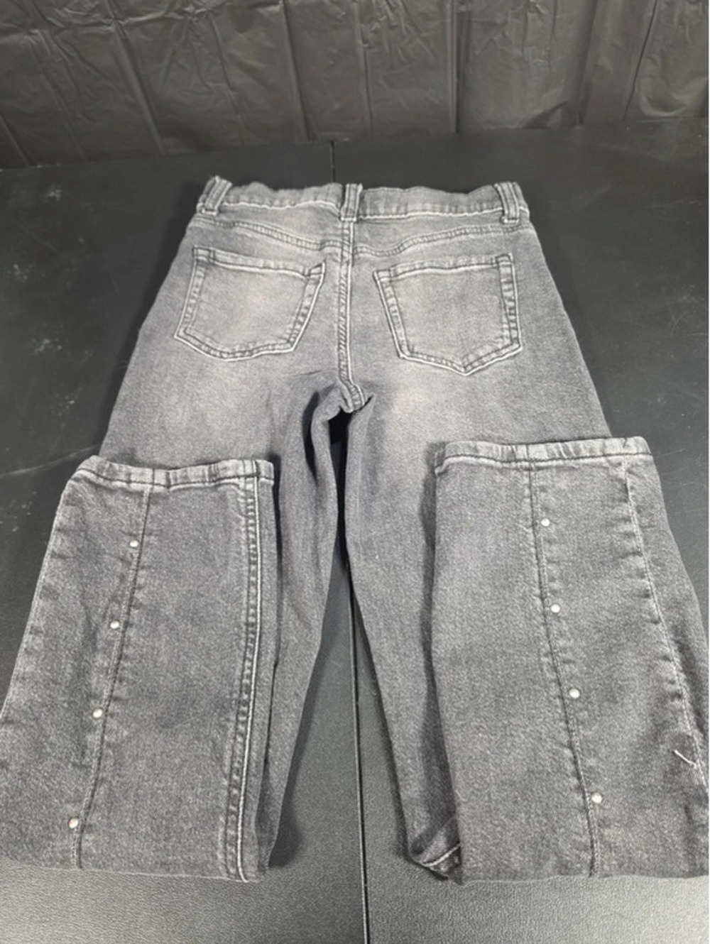 Jeans - Picture 4 of 4